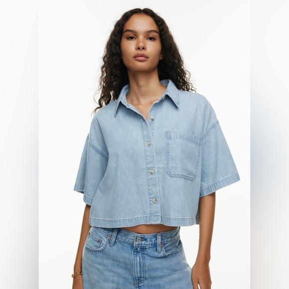 Aritzia Denim Forum The Jane Boxy Shirt - Picture 2 of 10